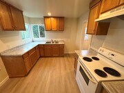 Photo - 2+1 Quaint Midtown Ventura Home