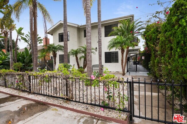 Photo - 1934 18th St Unit 2