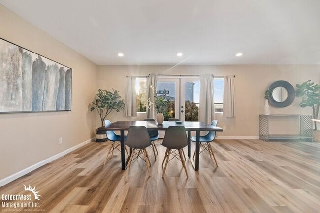 Photo - Charming 3Bdm 3Ba Unfurnished Apartment wi...