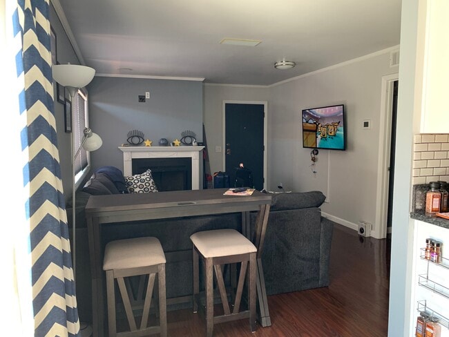 Living Room - 112 N Avenue 66 Unit 17