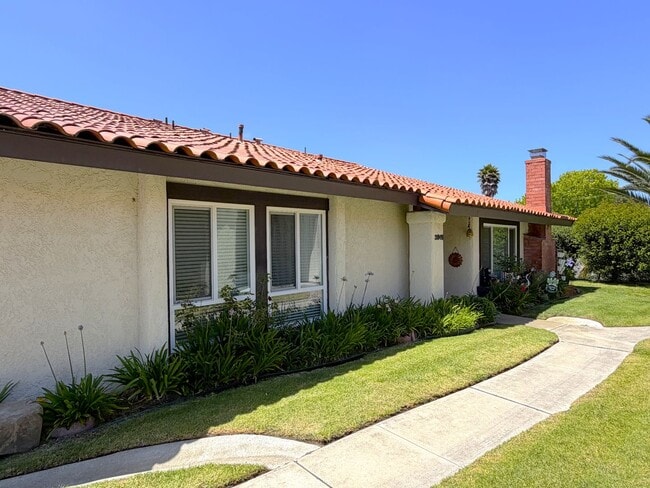Building Photo - Beautifully Updated Vandenberg Village Townhome