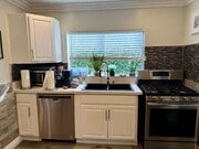 Photo - 1200 Tamarind Ave