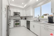Photo - 1540 S Bentley Ave Condo Unit 402