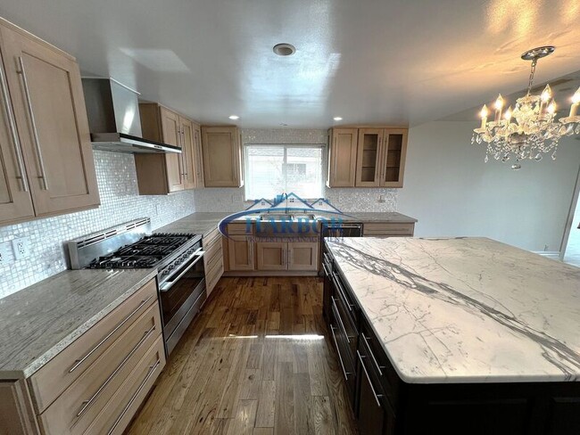 Photo - 32303 Phantom Dr