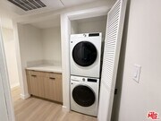 Photo - 322 S Swall Dr Condo Unit 1