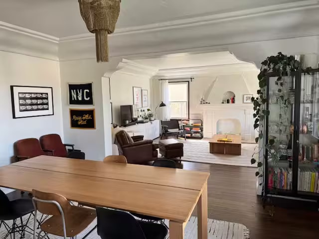 Photo - 1226 S Orange Grove Ave