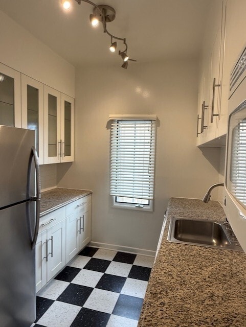 Apartment D - 532 Pier Ave
