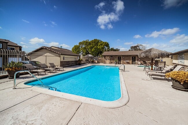 Building Photo - Stunning 2 Bedroom, 2 Bath Home in a Secure Gated Community in Oceanside - Your Dream Home Awaits!