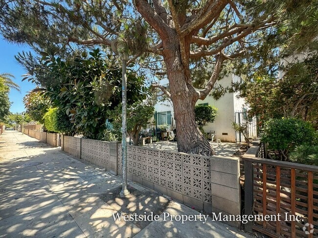 Building Photo - 28 Sunset Ave Unit Z Rental