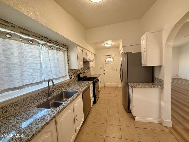 Photo - 1016 W Ave J14