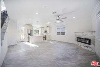 Photo - 2017 S Centinela Ave