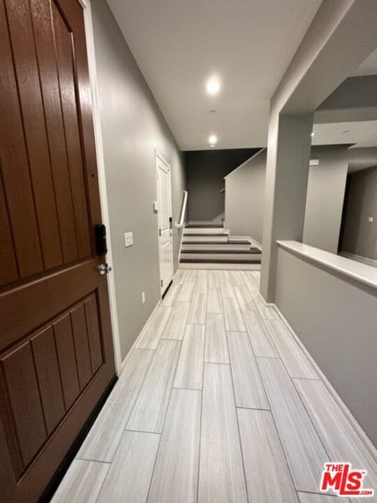 Photo - 17032 Cantlay St