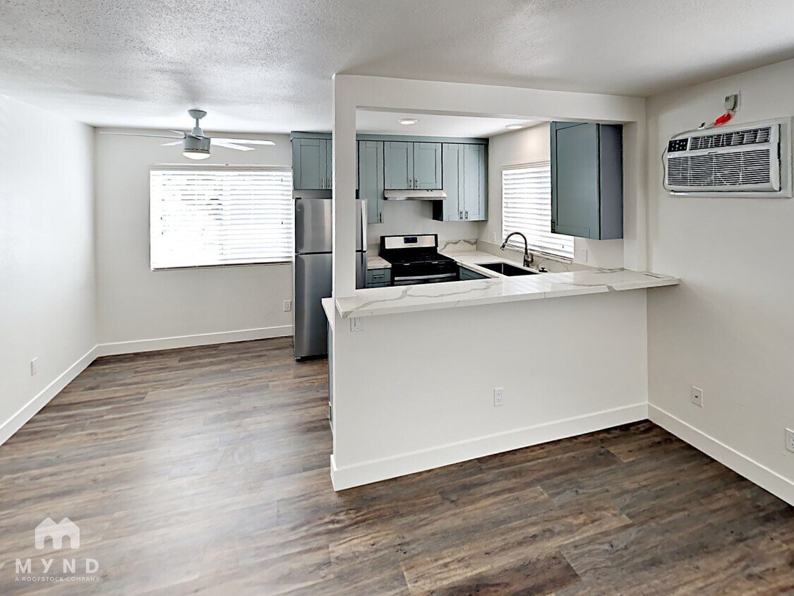 3D Tour - 4178 S 32nd St Unit 1