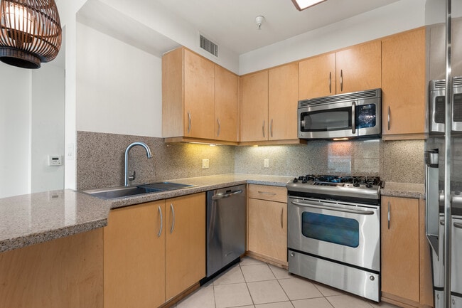 Photo - 267 S San Pedro St Unit 213