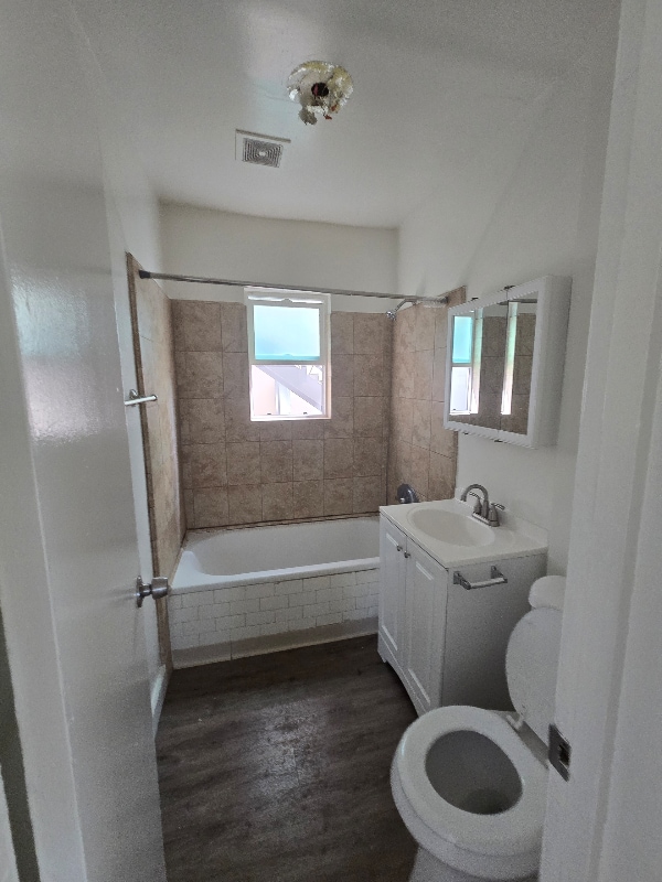 Photo - 600 E Garfield Ave Unit 25