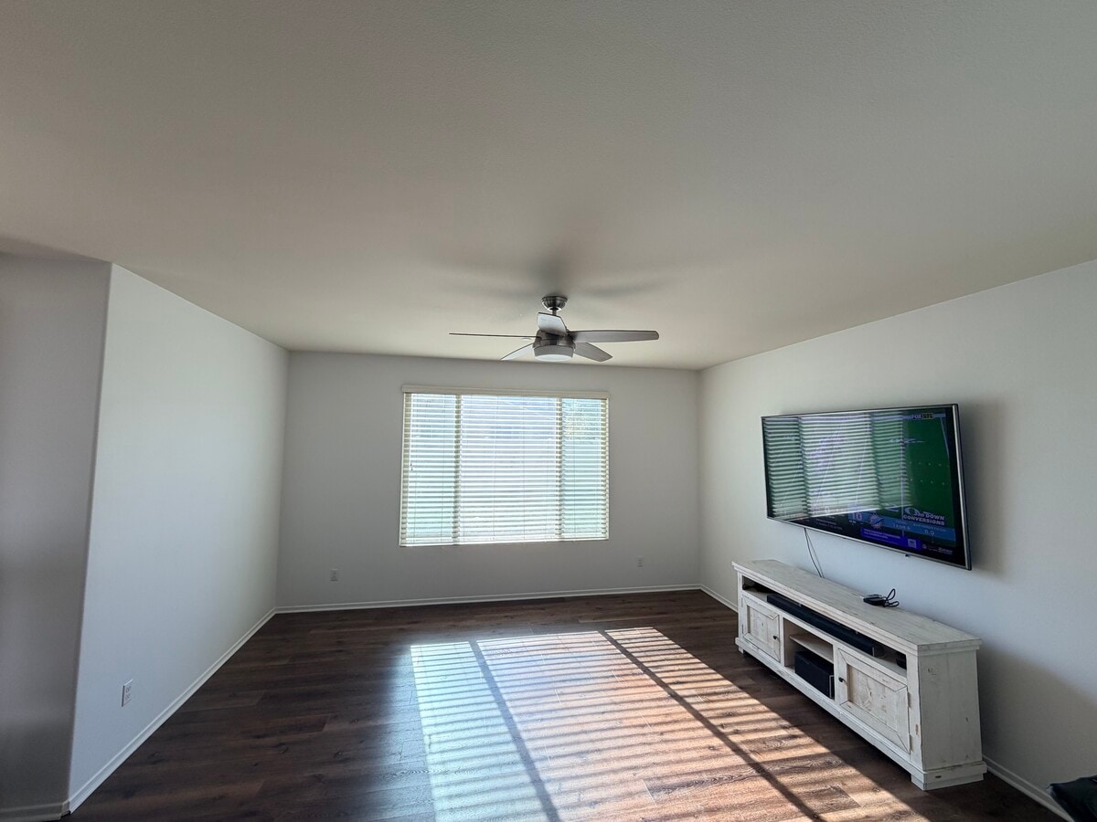 Photo - 1119 Laguna St