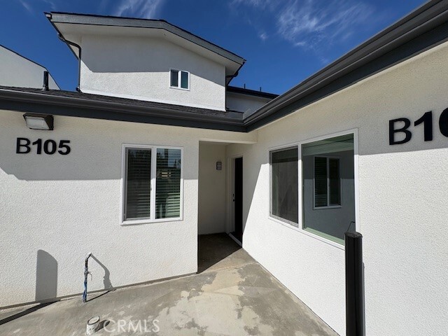 Photo - 758 W 20th St