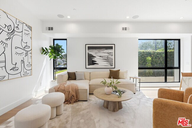 Photo - 4095 Sawtelle Blvd