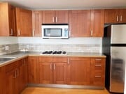Photo - 20624 Kittridge St Apartment
