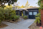 Photo - 1743 Robson Ave