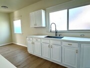 Photo - 319 N Rowan Ave