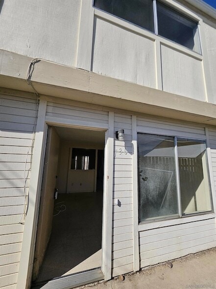Photo - 736 Florence St Condo