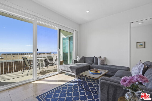 Building Photo - 18103 Coastline Dr Unit 7 Rental
