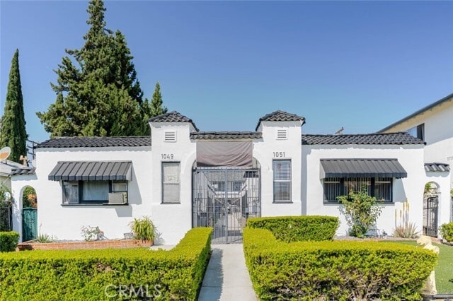 Building Photo - 1051 Western Ave Unit C