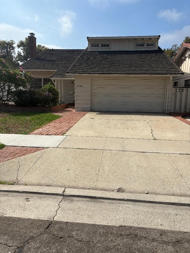 Photo - 2122 W 183rd St House