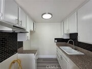 Photo - 6911 Woodley Ave