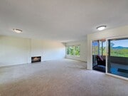 Photo - Spacious 2B/2.5BA Townhome w/ Stunning Vie...