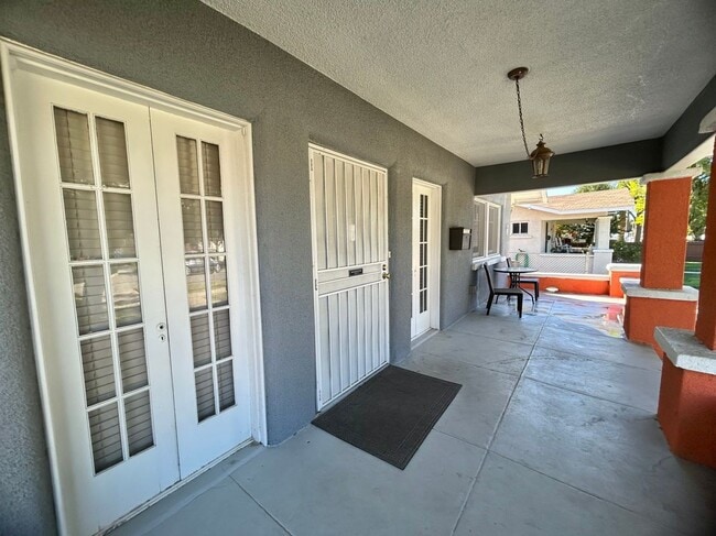 Photo - 3150 Lime St