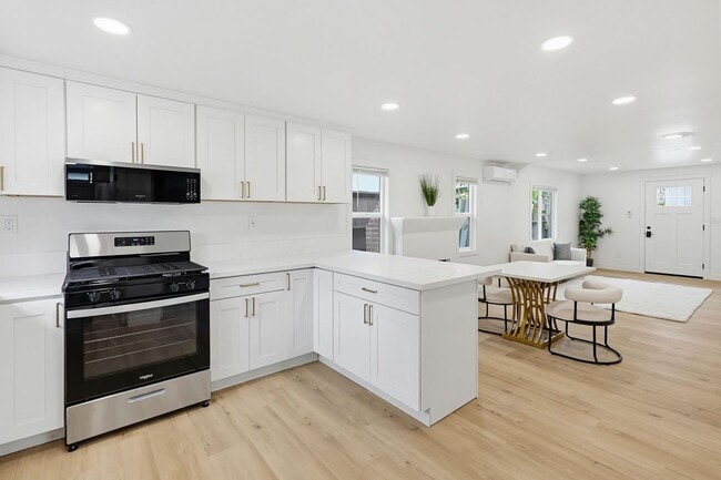 Photo - Brand new renovated 2+1 in Ocean Beach. Includes parking and laundry Unit 4853