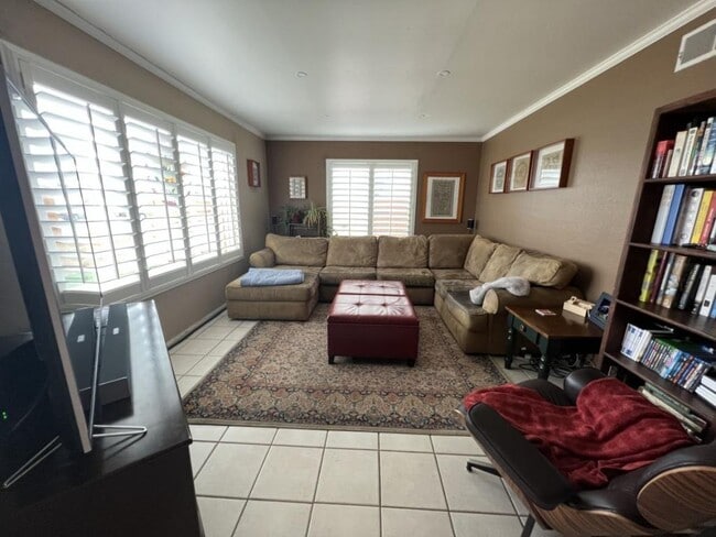 Photo - 8909 Calliandra Rd