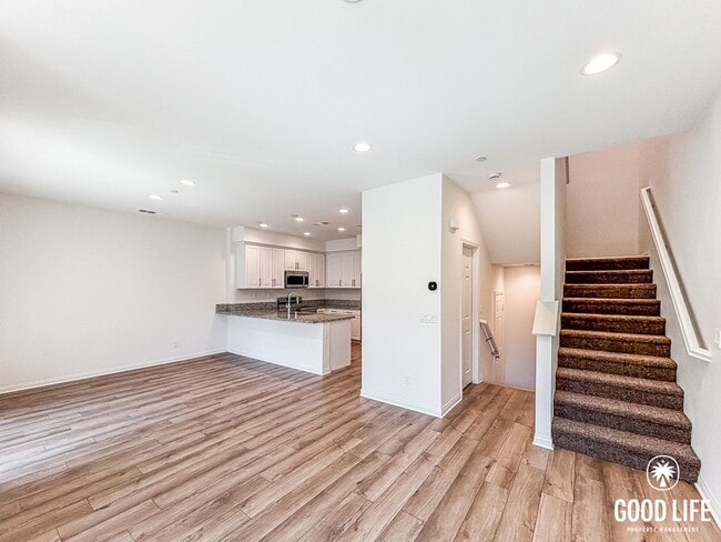 Photo - SD: Beautiful 2BD/2.5BA Townhouse in Spring Valley W/ Central A/C, W/D, & Community Pool!