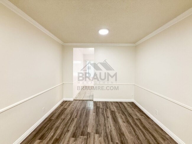 Photo - 5917 Laurel Canyon Blvd Unit 7