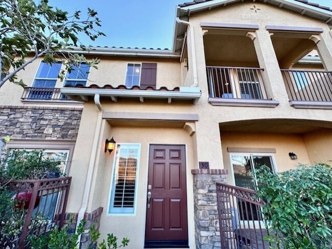 Building Photo - 2-bedroom, 2-bathroom condo in the Sunset Ridge community of Granada Hills Unit 30