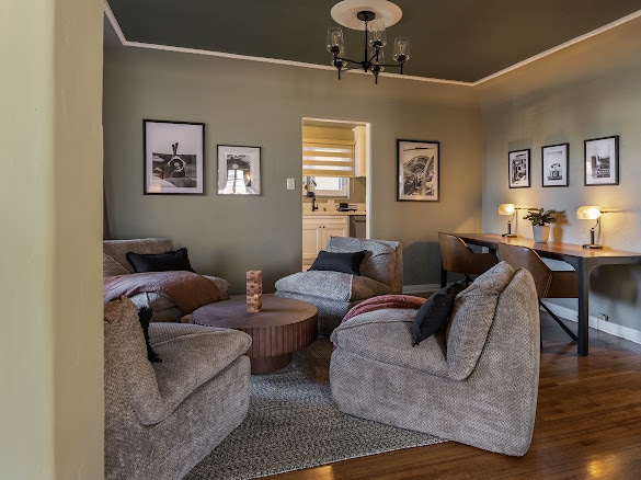 Game area with classic games - 1442 S Burnside Ave