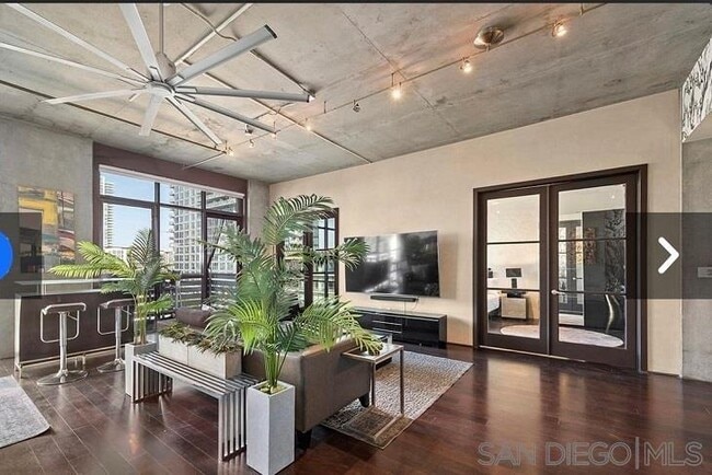 Photo - 527 Tenth Ave Condo Unit 605