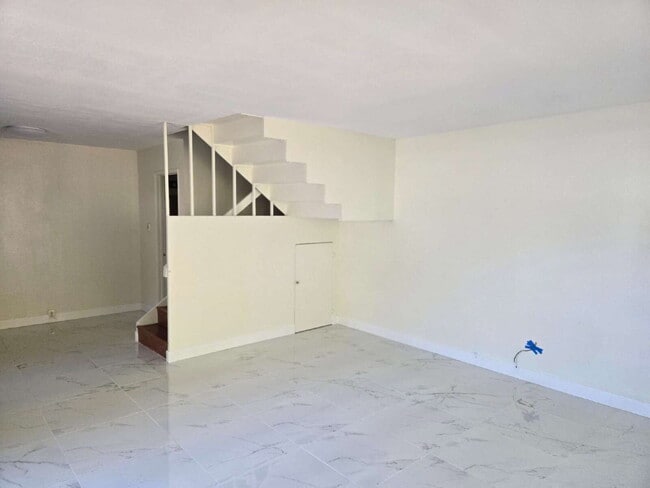 Photo - Spacious 3-bed, 2-bath condo is located in the heart of UTC, right on the UCSD bus line! It featu...