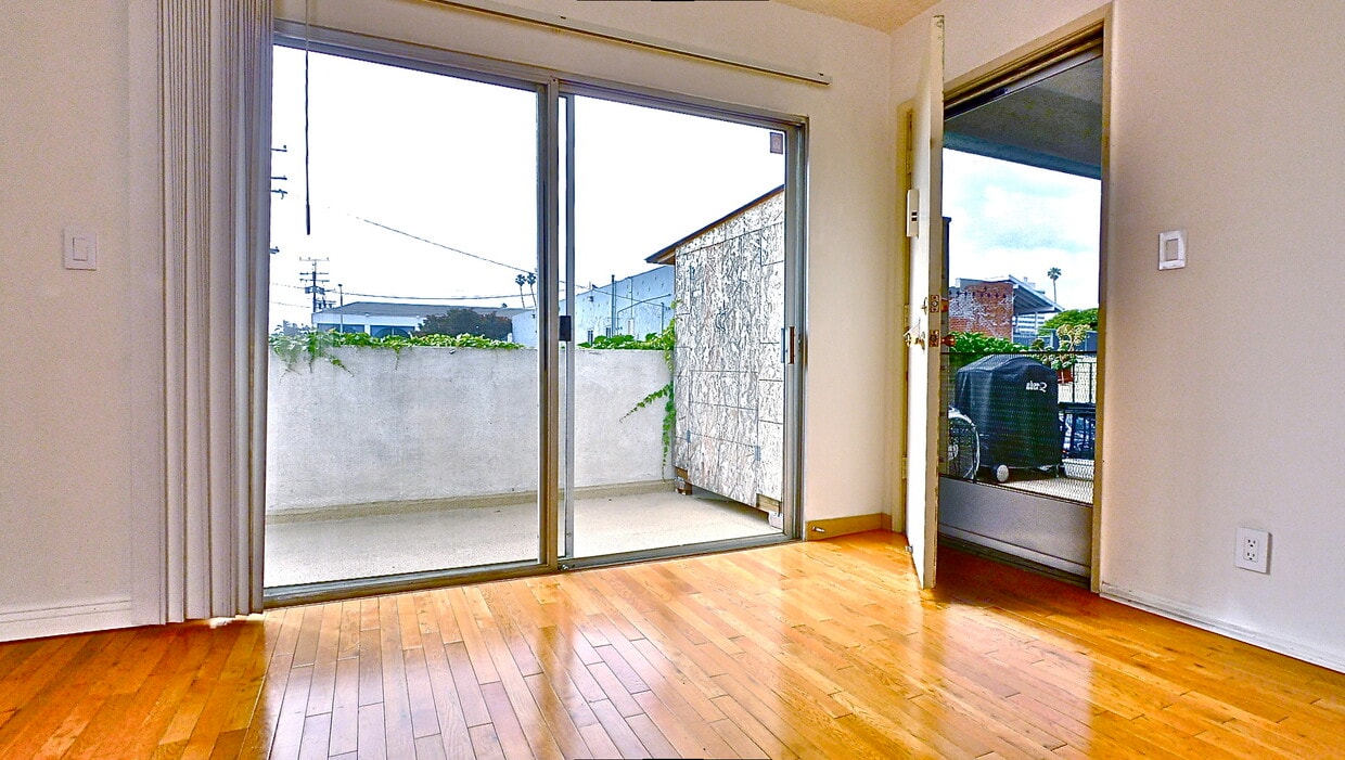 Floor Plan - 2Bd+1Ba