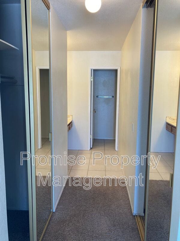 Photo - 274 Riverview Way