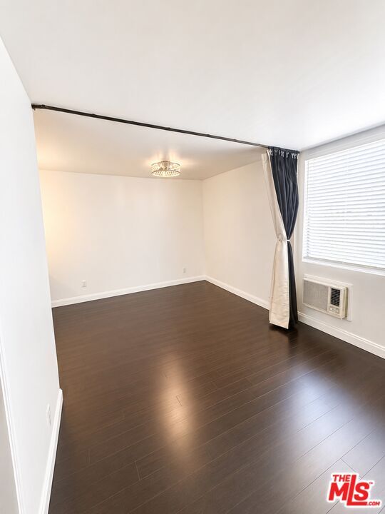 Photo - 525 S Ardmore Ave Unit 261