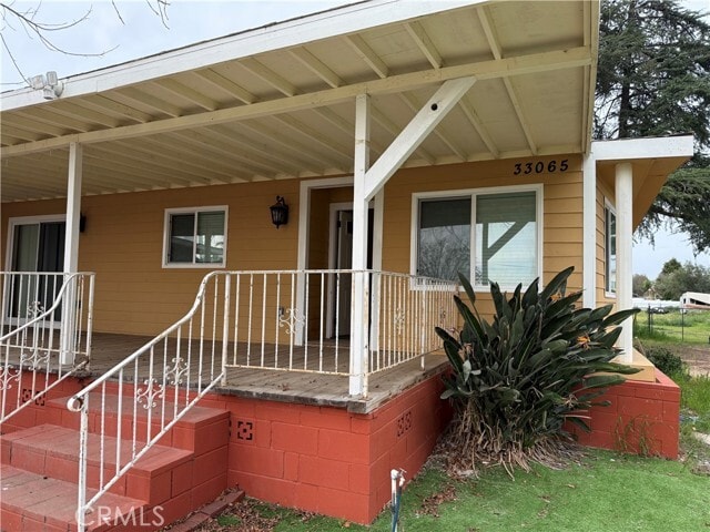 Photo - 33065 Penrose St