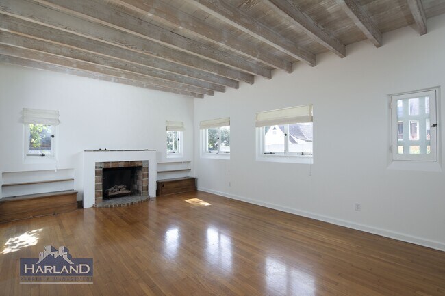 Photo - 409 Dunemere Dr