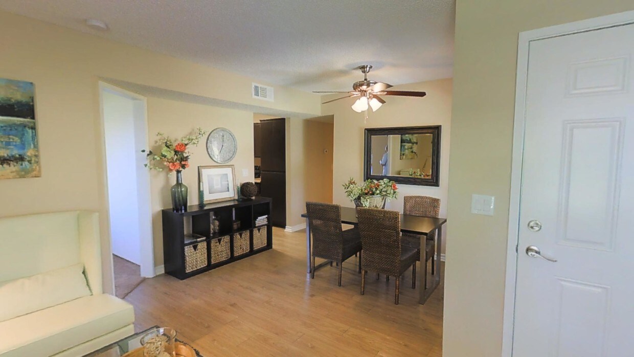 3D Tour - The Arches at Regional Center West Apartments