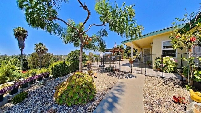 Photo - 1150 Marine View Dr House