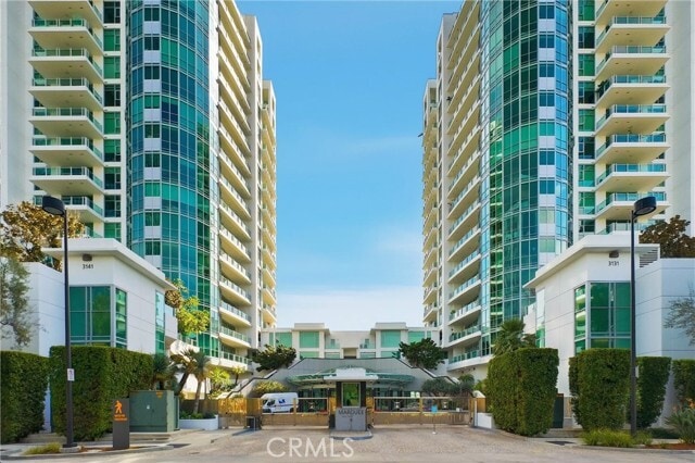 Building Photo - 3131 Michelson Dr Unit 403