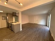 Photo - 1102 Barbara St Unit B