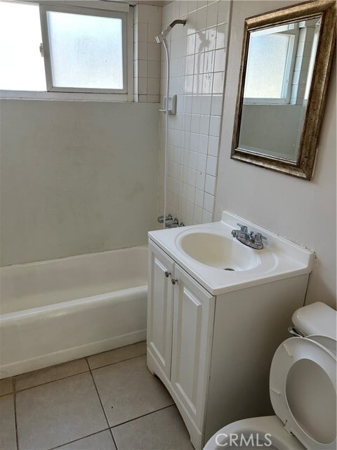 Photo - 386 Sequoia St W